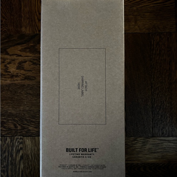 Stanley 

The Midnight Glitz Quencher H2.0 Flowstate Tumbler 30 oz - Picture 2 of 3